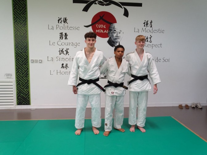 Image de l'actu 'TROIS NOUVELLES CEINTURES NOIRES AU DOJO RIORGEOIS'