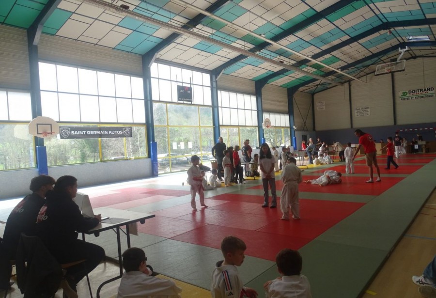 TOURNOI ENFANTS DE GRÉZOLLES